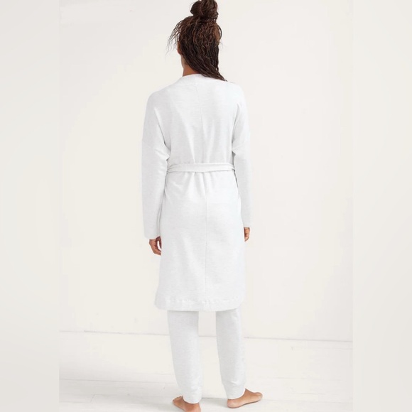 Hatch Nesting Robe - Picture 3 of 6